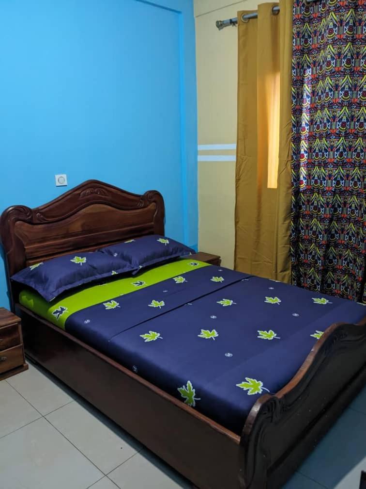 Residence 2K Studio Meuble-Chapelle Symbock-Gardien-Wifi-Location Vehicule Yaoundé Exteriör bild